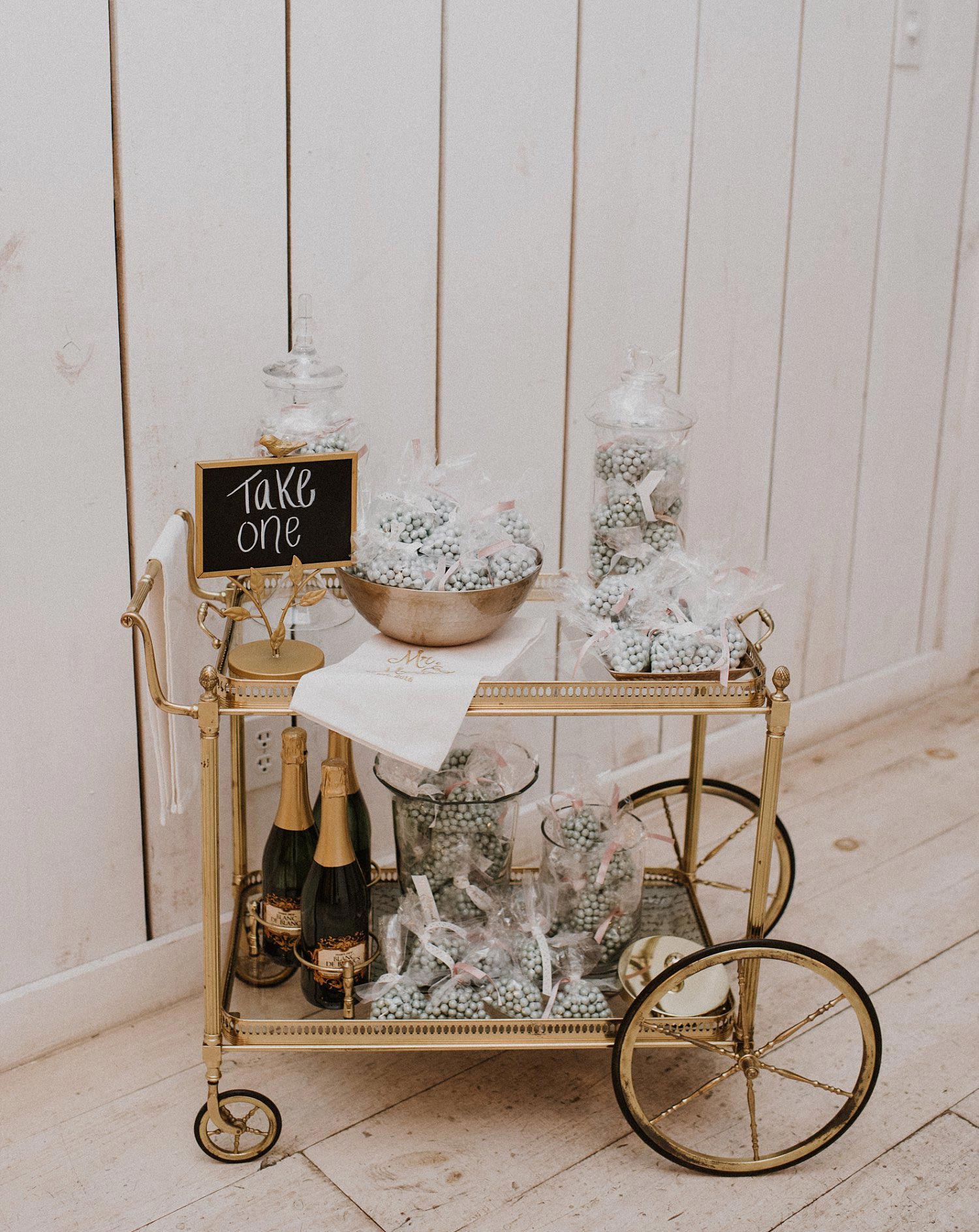 White Sparrow Barn candy cart for wedding favor