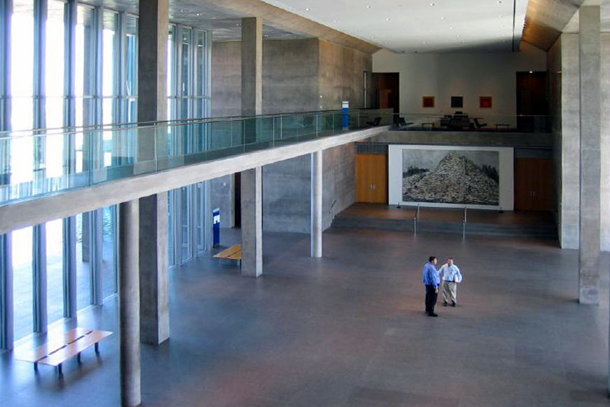 the modern art museum of fort worth interior view from the balcony