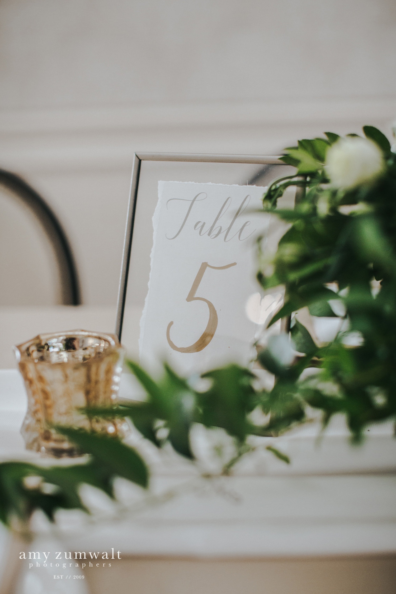 Gold float frame table number