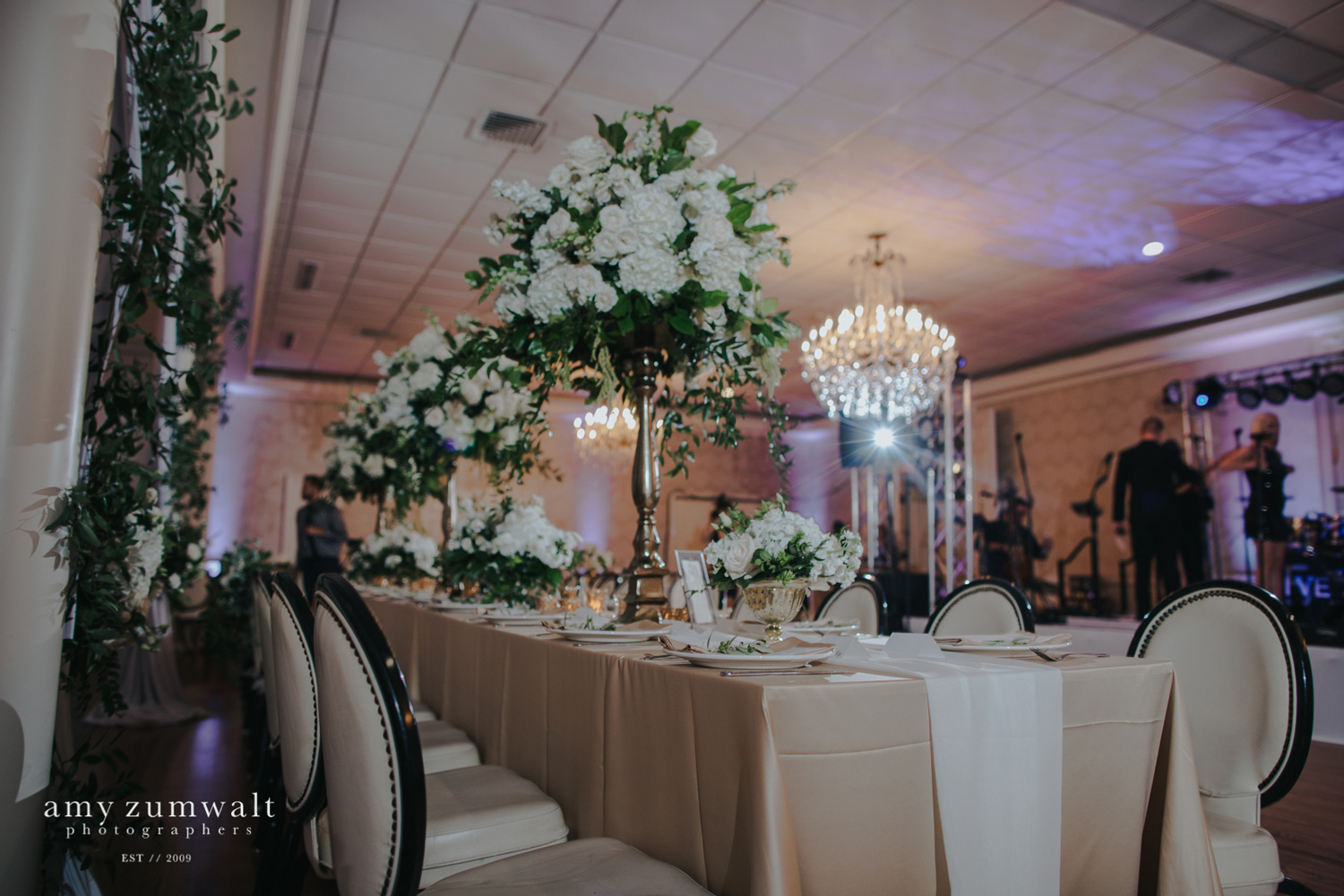 Rectangle table with white chiffon table runner
