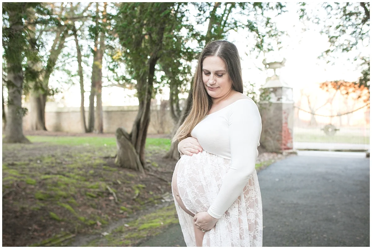 Maternity Session at Smithville Mansion - South Jersey Maternity Photographer