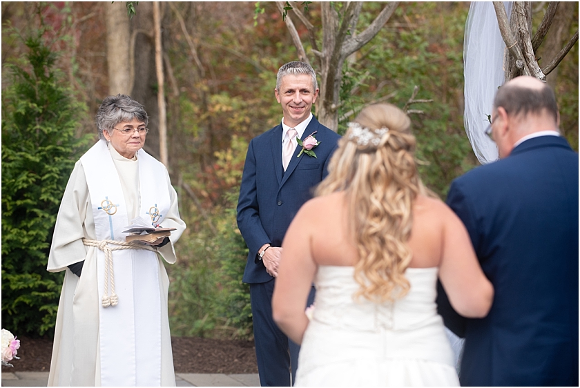 Rhode's Barn Wedding - South Jersey Wedding Photographer