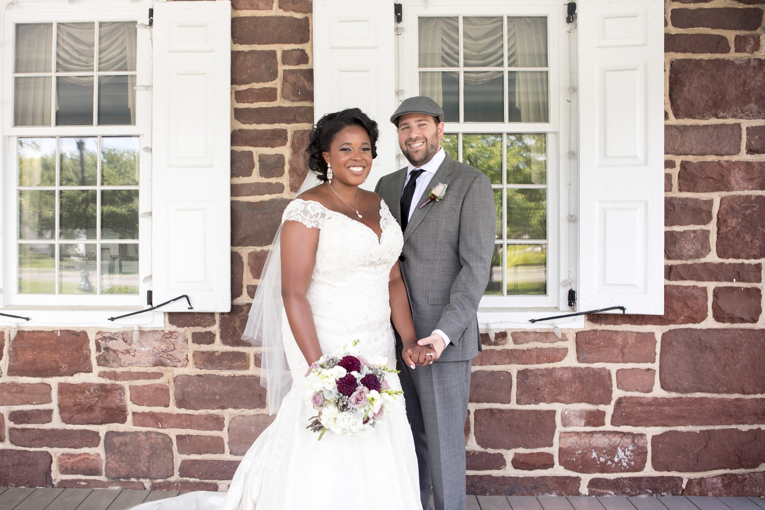Lori and Mike-Portraits Pre Ceremony-0101.jpg