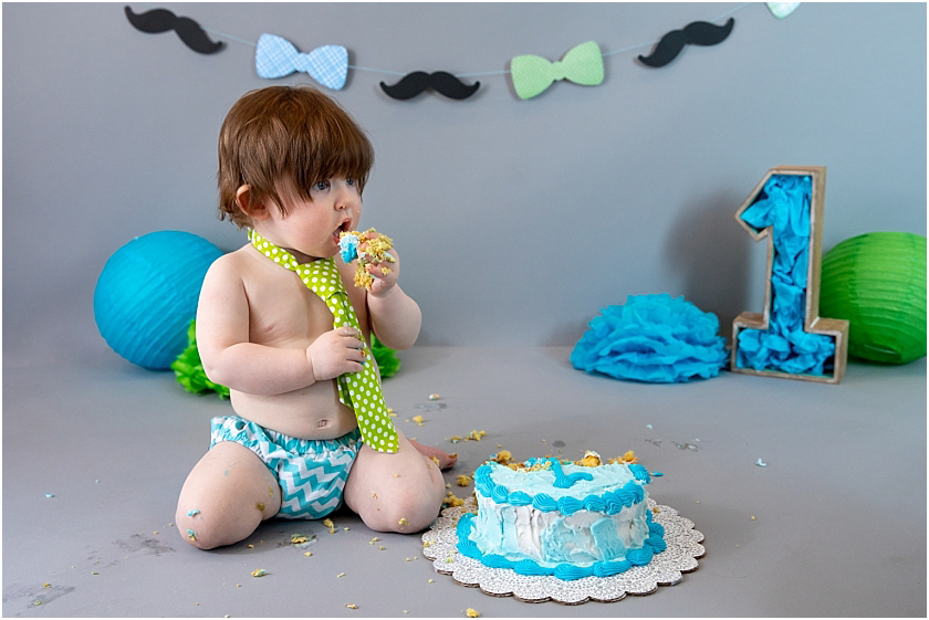 Little Man 1st Birthday and Cake Smash_South Jersey Children Photographer 19