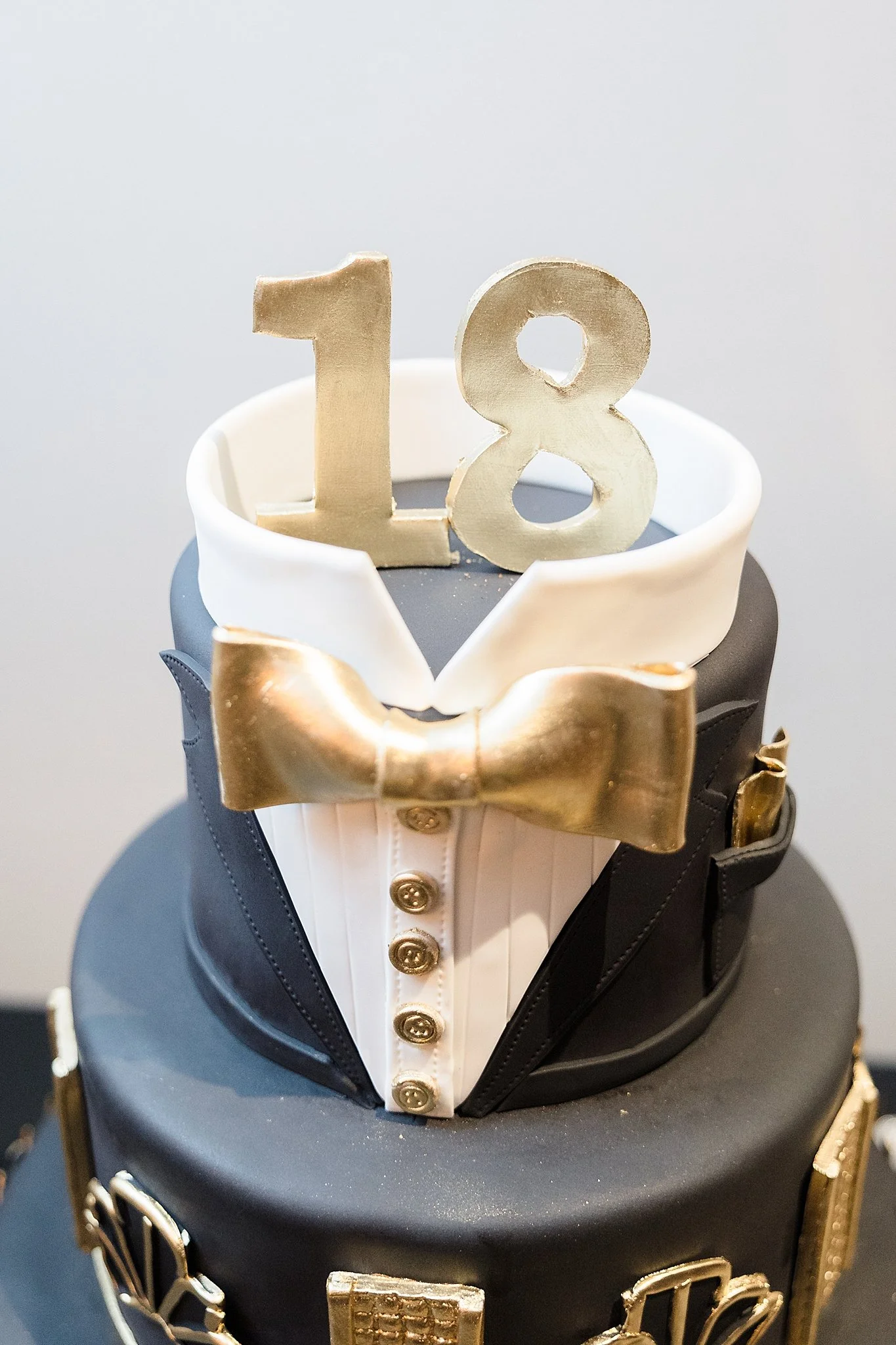 South Jersey Photographer 18th Birthday Party_0013.jpg