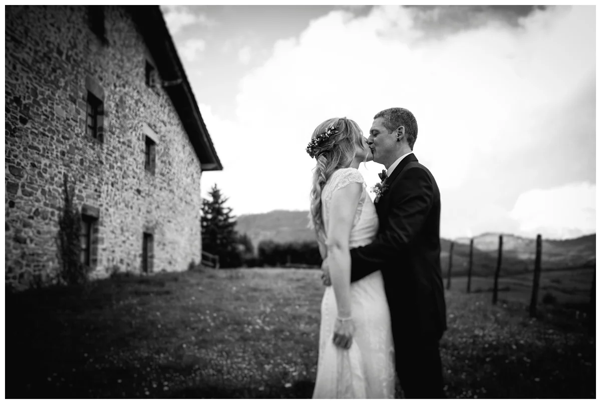 Inhar-Mutiozabal-Fotografo-Bodas-Gipuzkoa-Guipuzcoa-Preboda-Zumaia_0036.jpg
