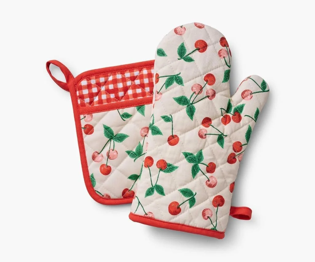 RIFLE PAPER CO. Cherries Oven Mitt