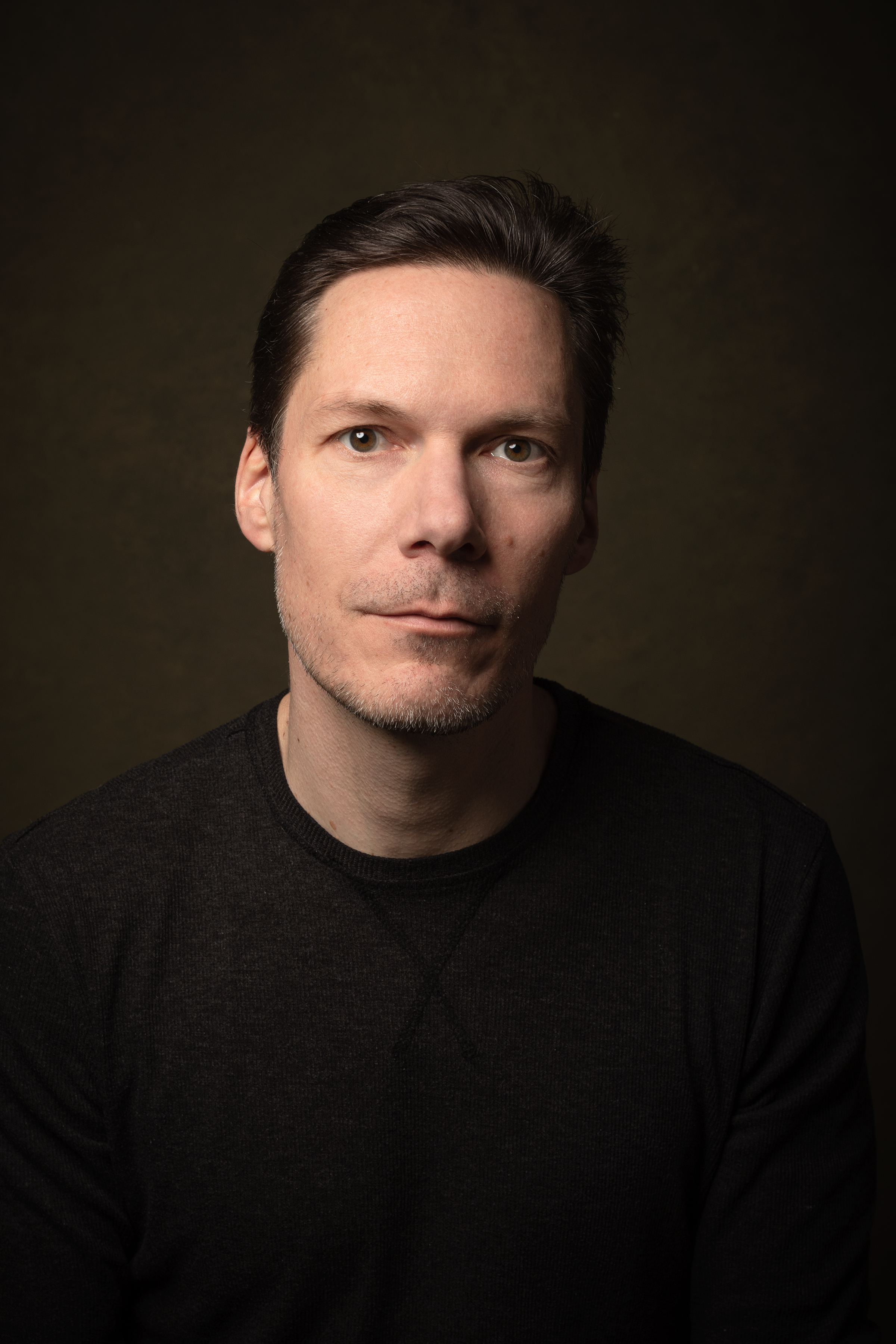 8x12-06-Aaron-Solowoniuk-headshots-by-Dustin-Rabin.jpg