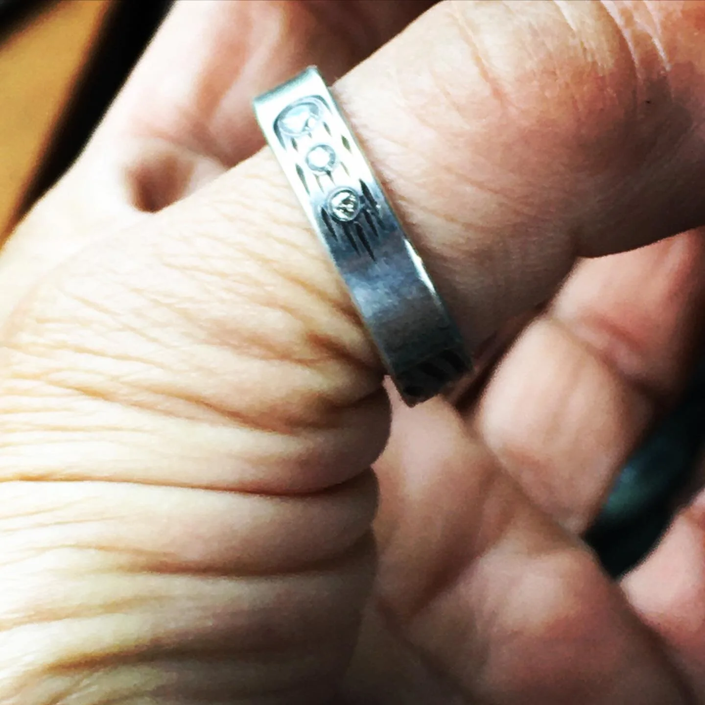 A #comet blazing across the sky, leaving a dazzling in it&rsquo;s wake. #diamondring #ringforhim #uniqueweddingband @urbinadesigns