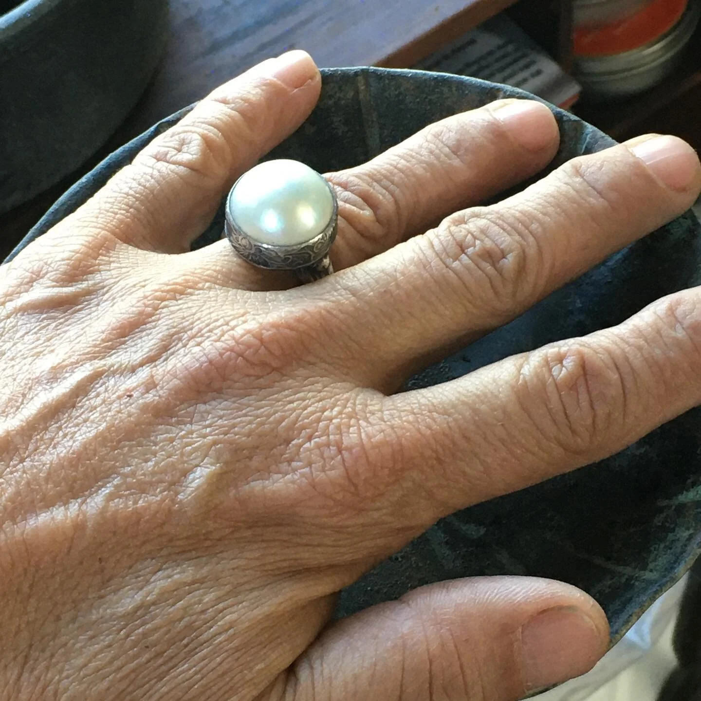 #mabepearl #statementring #unfiltered #oxidizedsilverjewelry @urbinadesigns