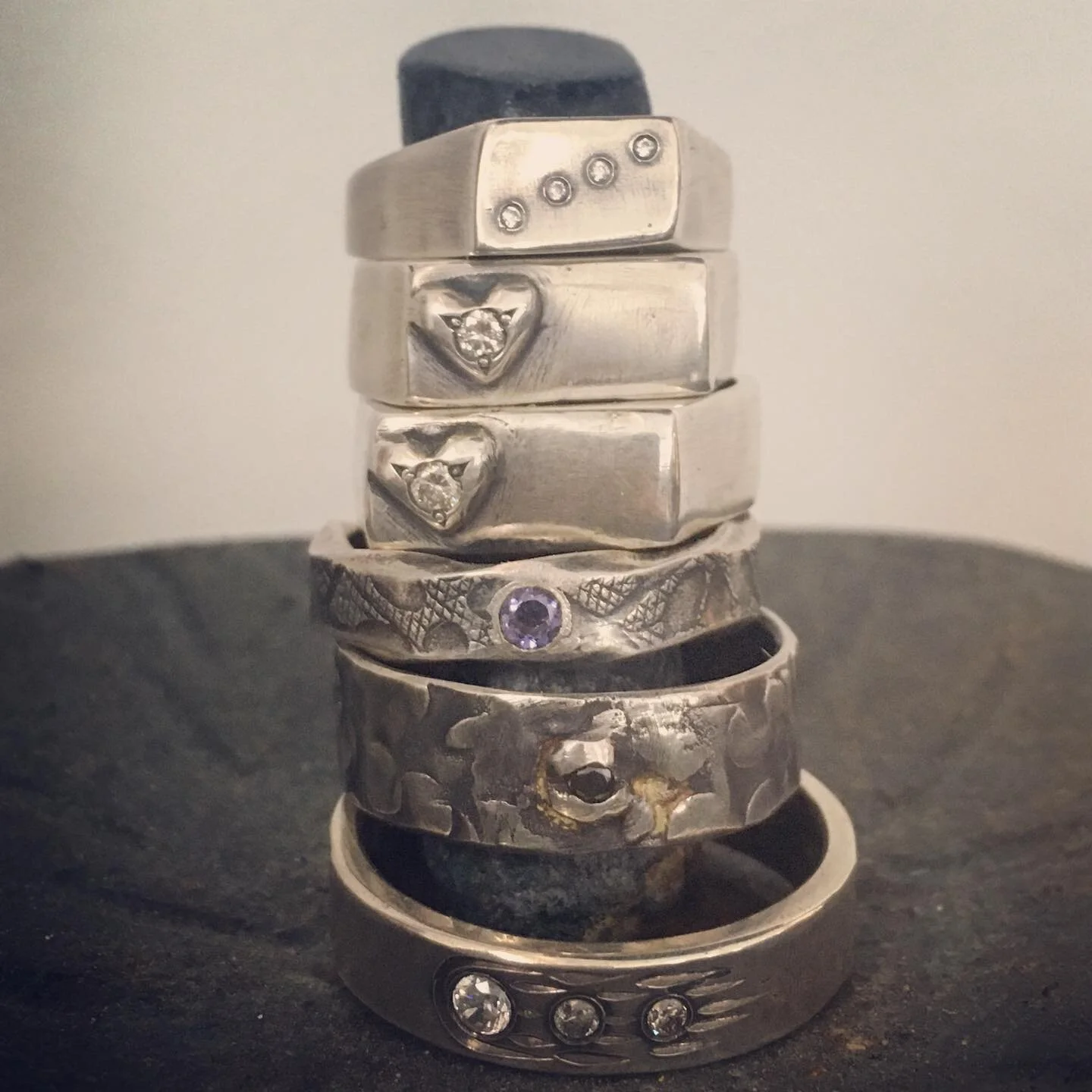#ringstacks for days! #signet #texture #diamonds #sapphire #naturalgemstone #textureisthisgirlsbestfriend