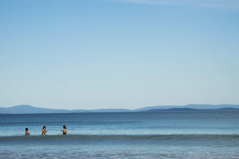 TasmaniaBeach.jpg
