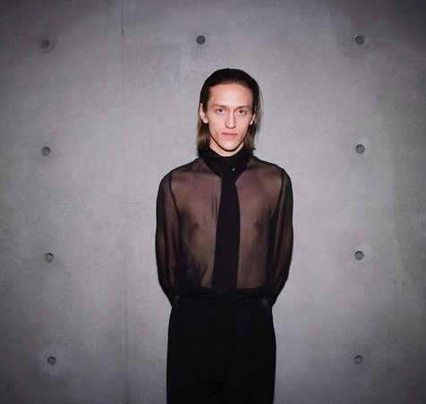 Percy Hynes-White close up YSL Jan23.png