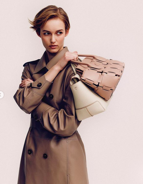 Elle March 2023 - Tods 2.png