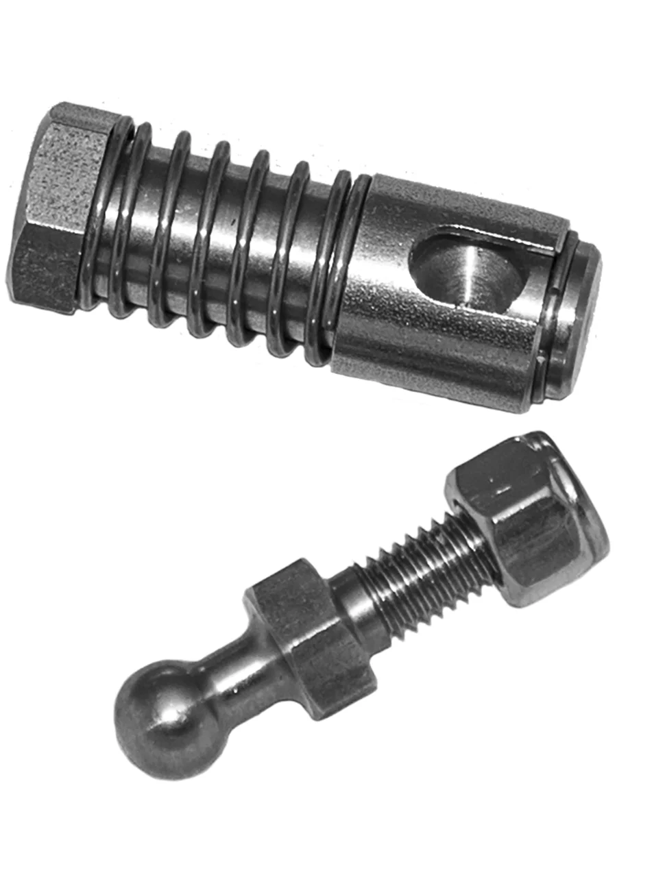FB03219 R970x1280.jpg