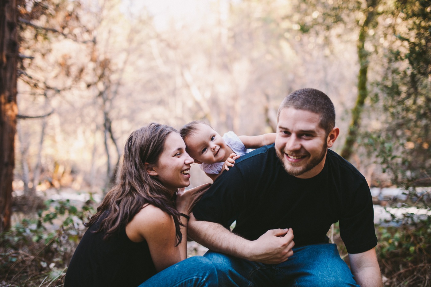 Adorable Laughing Relaxed Family Lifestyle Portrait Photography Tuolumne County