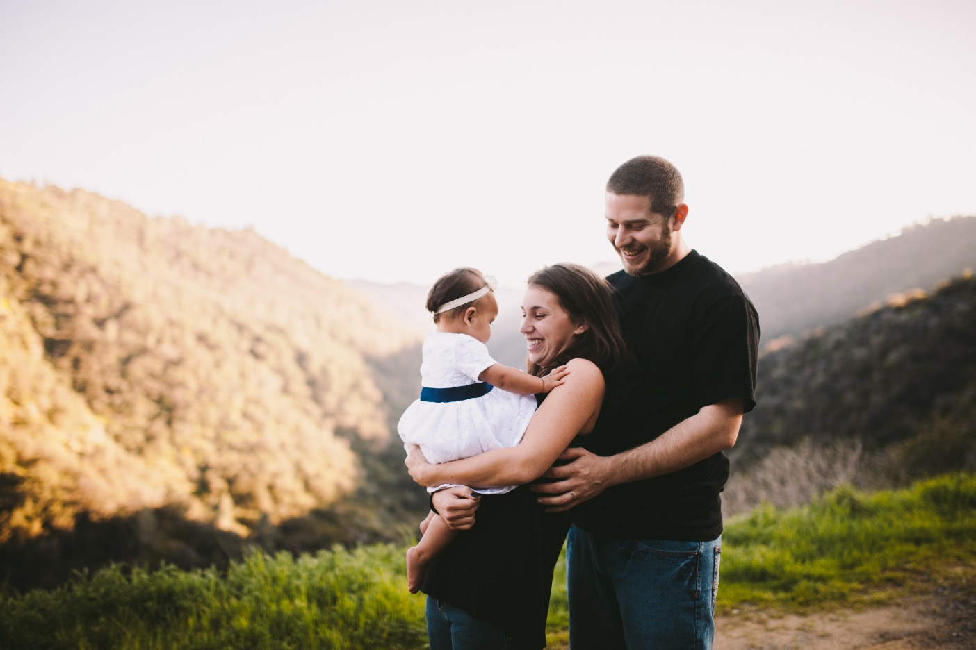 Foothills of Sierra Nevada Mountains Family Photography Portrait