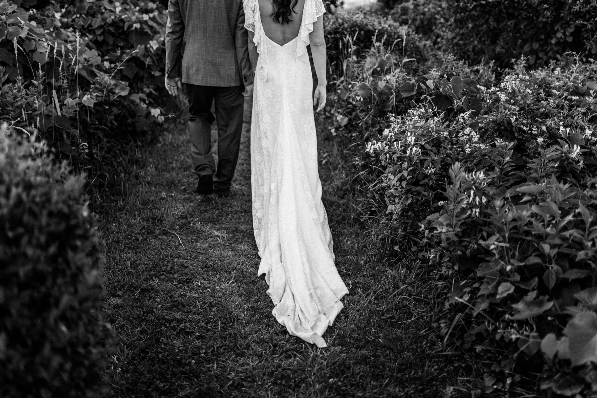 Martha's Vineyard Backyard Wedding Photography 128.jpg