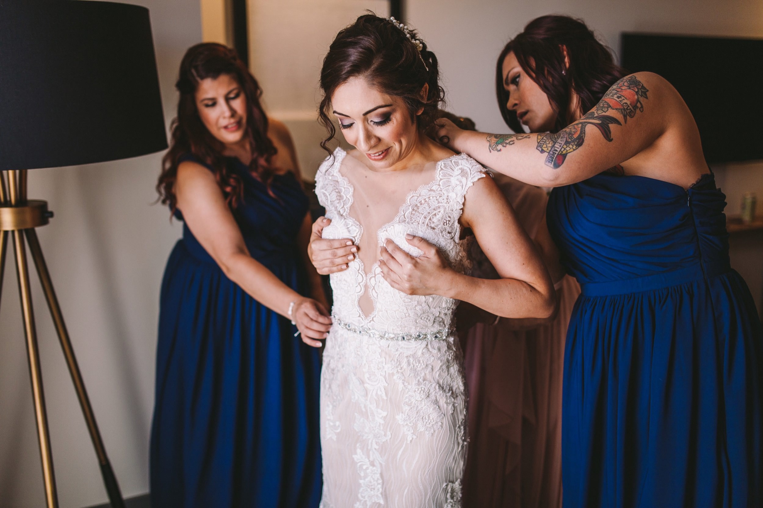 Sacramento Sutter Club & Capitol Building Wedding-17.jpg