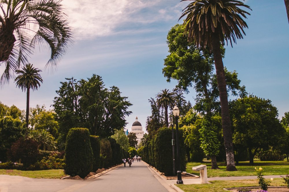 Sacramento Sutter Club & Capitol Building Wedding-31.jpg