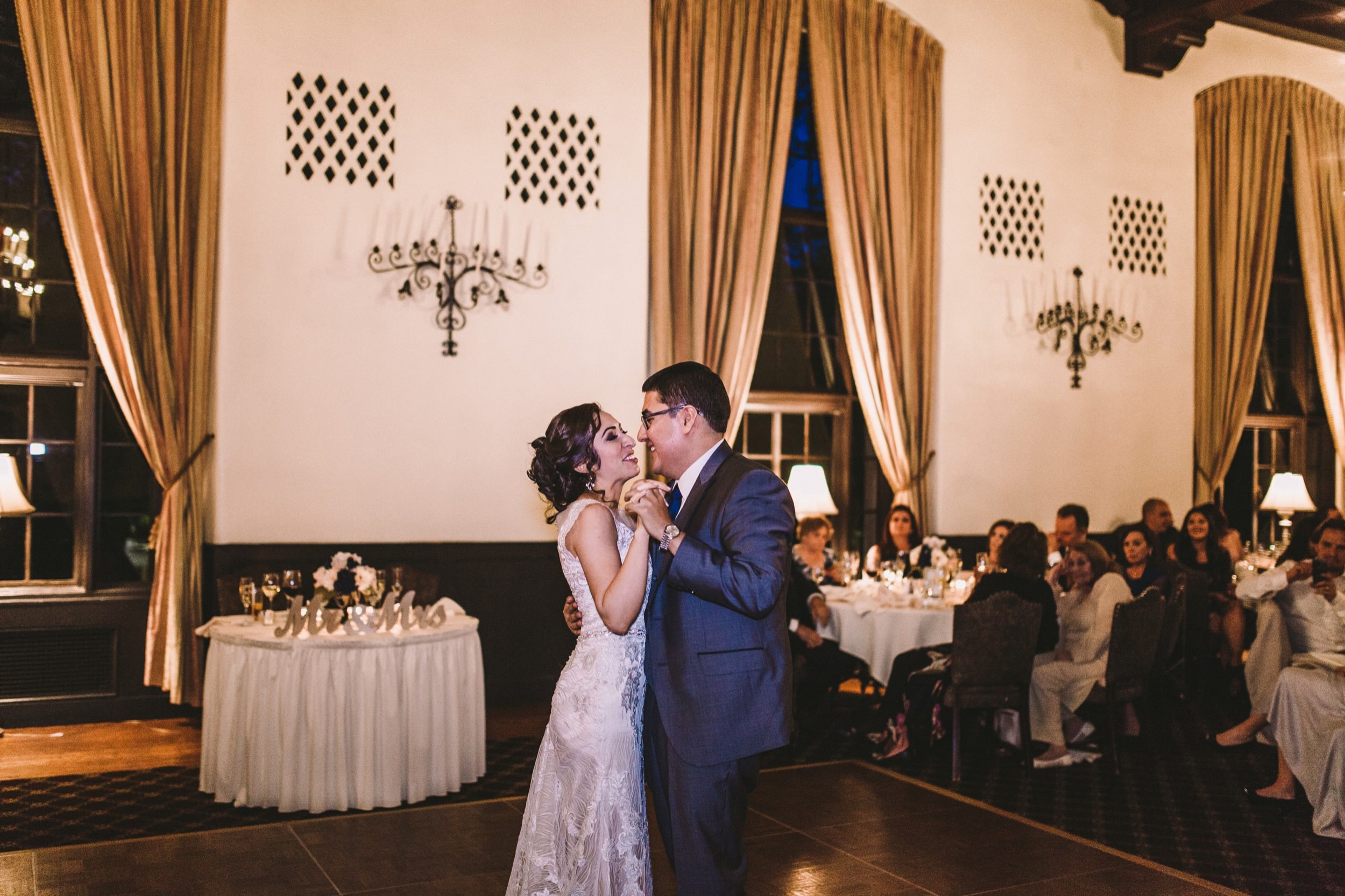 Sacramento Sutter Club & Capitol Building Wedding-145.jpg