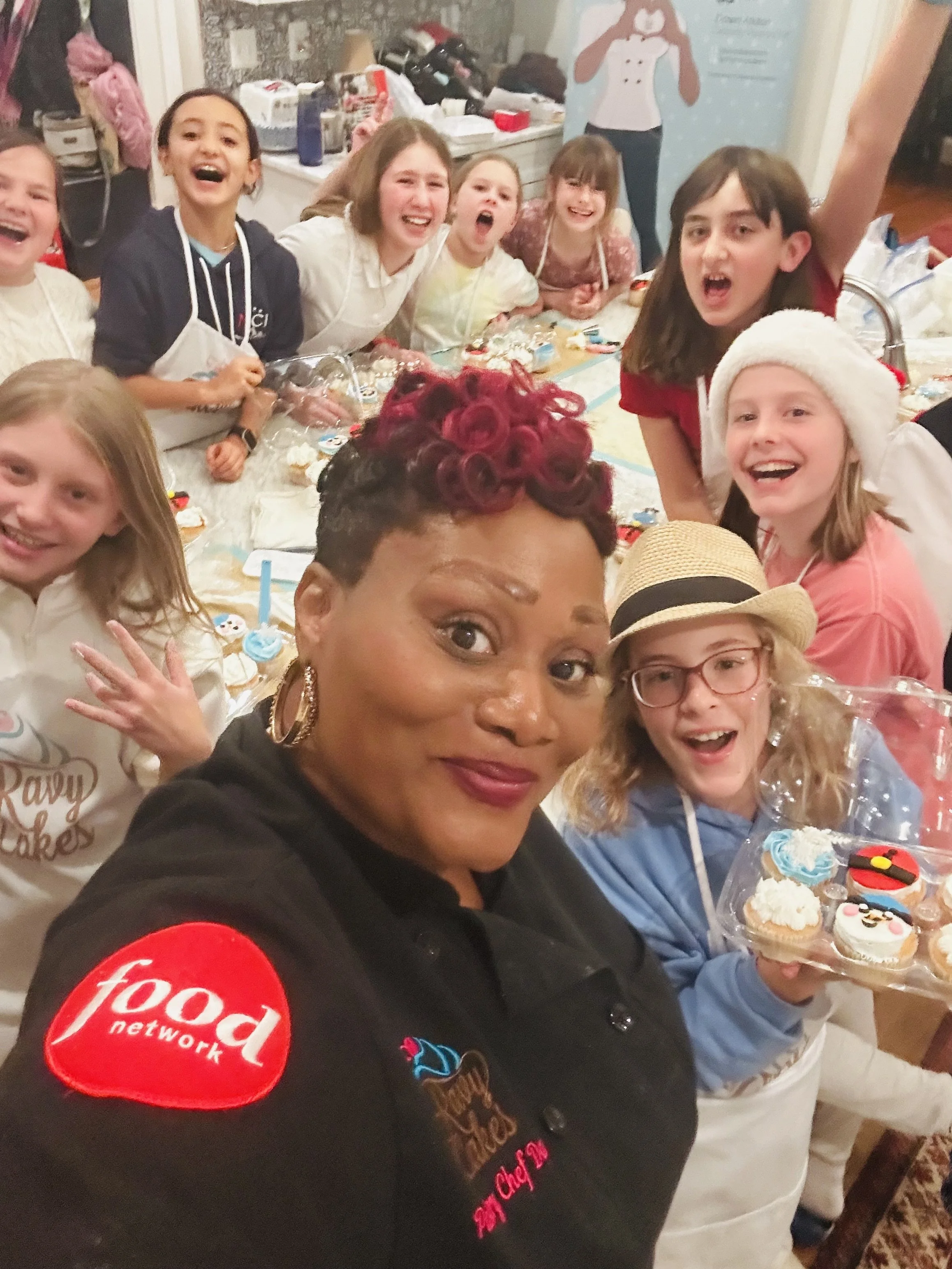 Chef Dawn & Students.jpg
