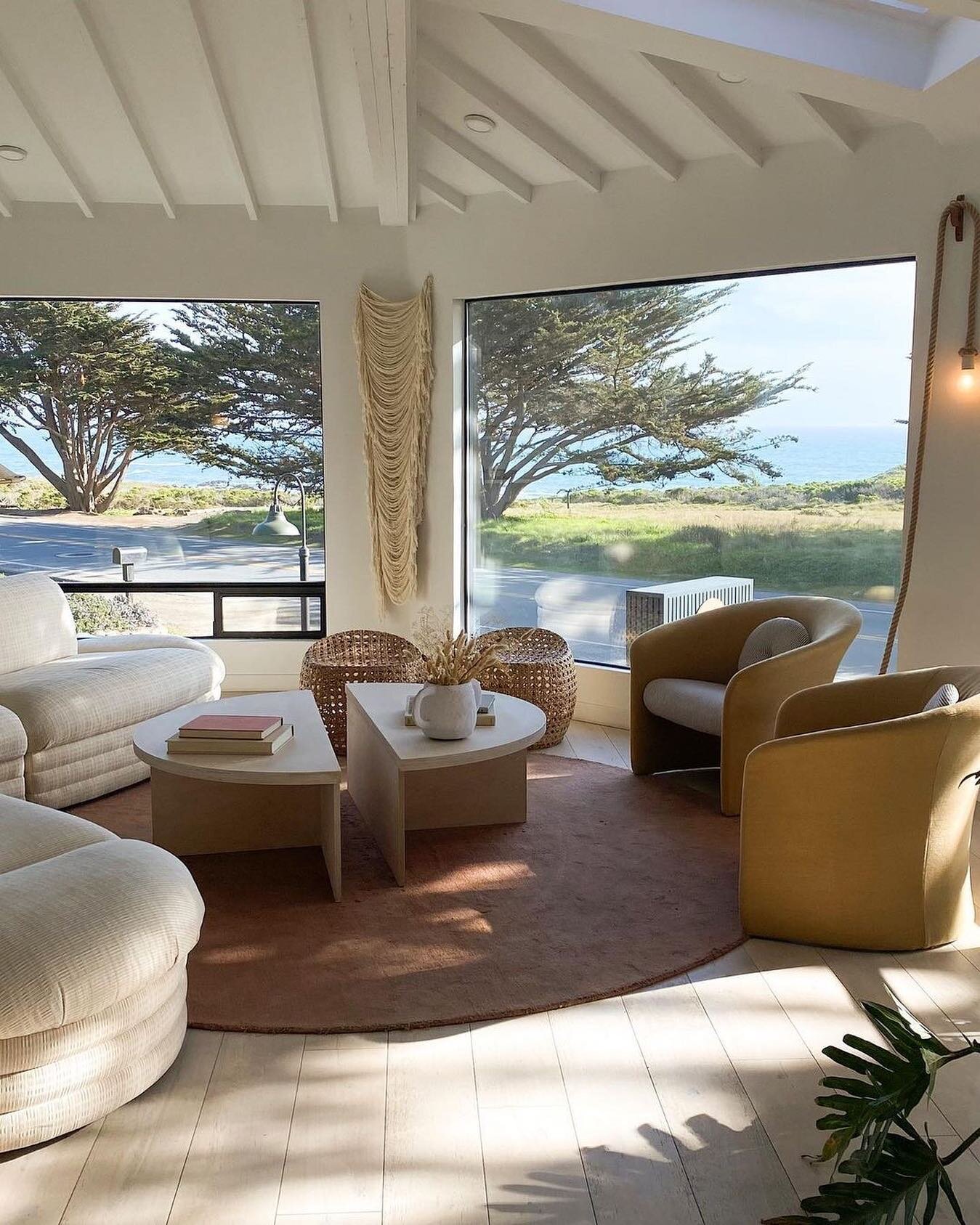 Cambria is a seaside village in San Luis Obispo County that is heating up this summer with the opening of the first luxury boutique hotel on Cambria&rsquo;s Moonstone Beach @whitewatercambria #VisitCambria #VisitCalifornia

Photo @lindsenglander
.
.
