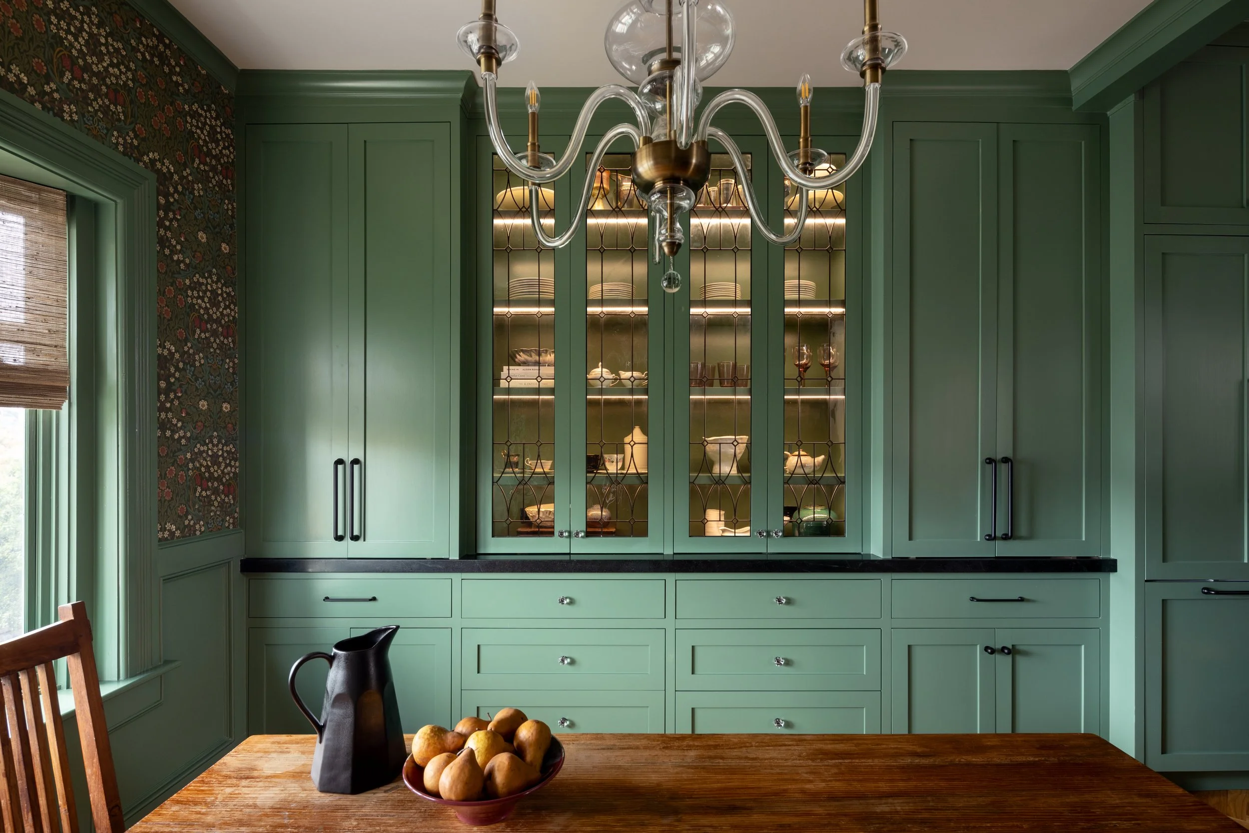 Kitchen_Dining_008_Lights ON.jpg