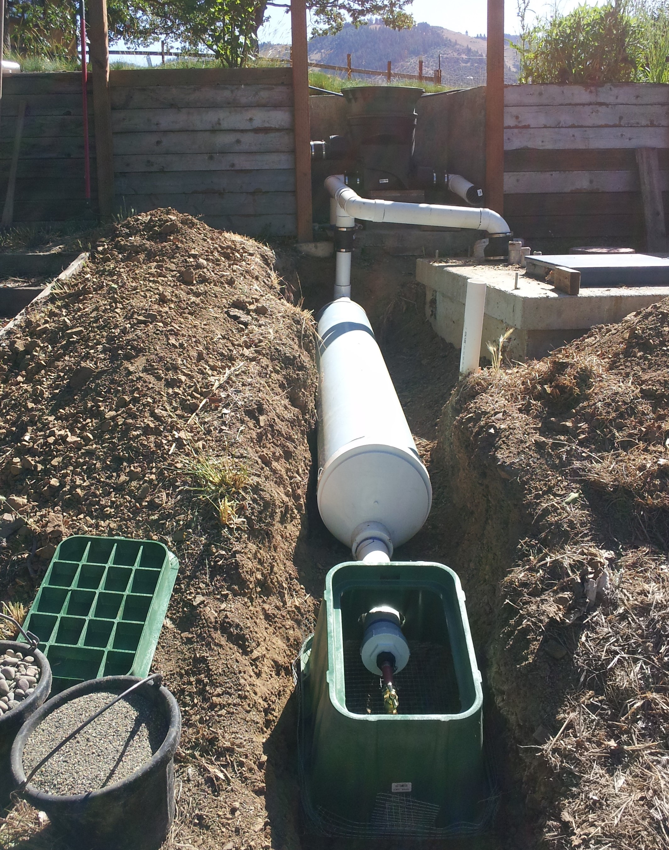  buried first flush tank&nbsp; 