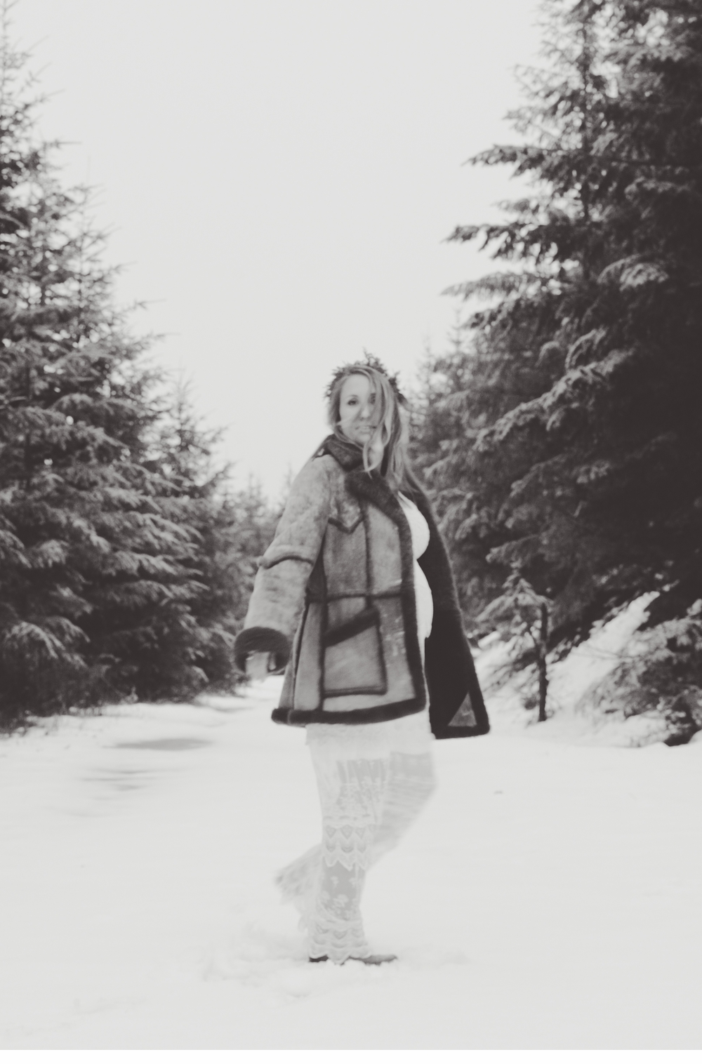 Seattle_ Adventure_Snow_Maternity_Photographer 9.jpg