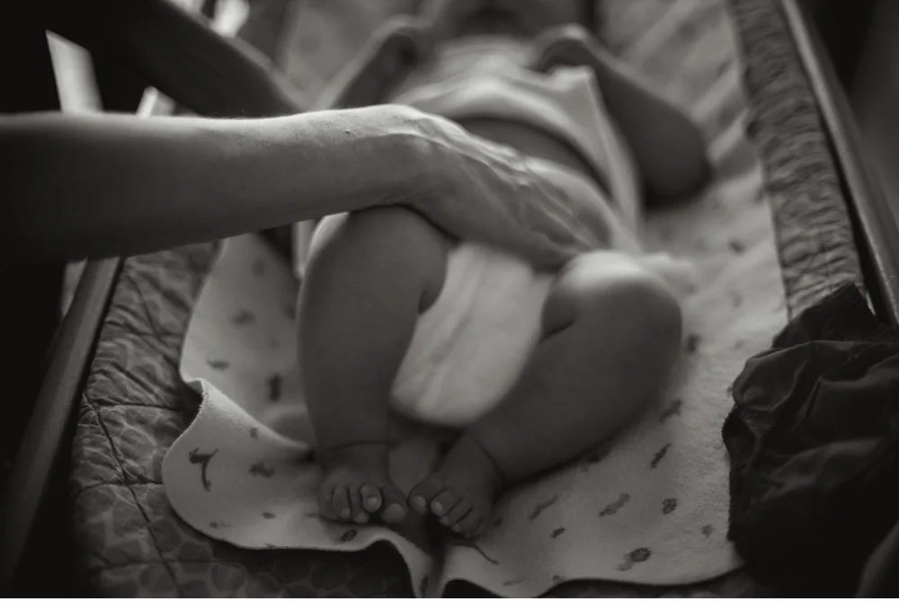 Seattle_Indoor_Lifestyle_Newborn_Family_Photographer 2.jpg