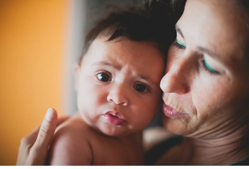Seattle_Indoor_Lifestyle_Newborn_Family_Photographer 26.jpg