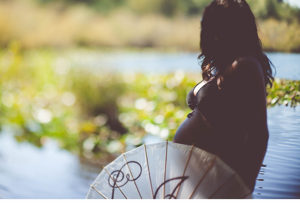 Maternity_Lifestyle_portrait_session_seattle_tacoma 7.jpg