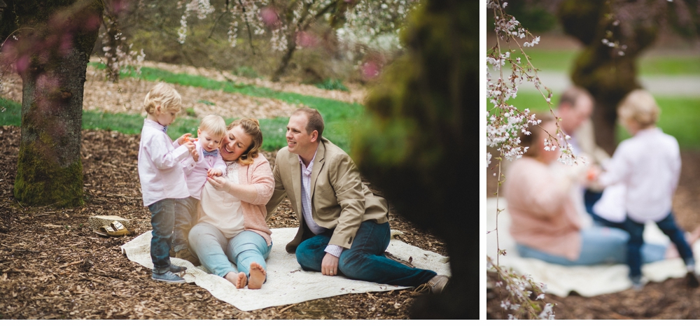 spring_Family_Lifestyle_Portrait_Session_Seattle_Arboretum_cherry_blossoms 32.jpg