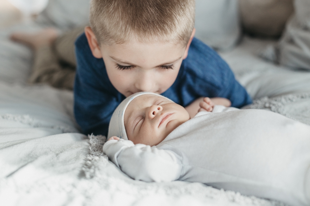 enumclaw_in_home_lifestyle_newborn_photographer 5.jpg