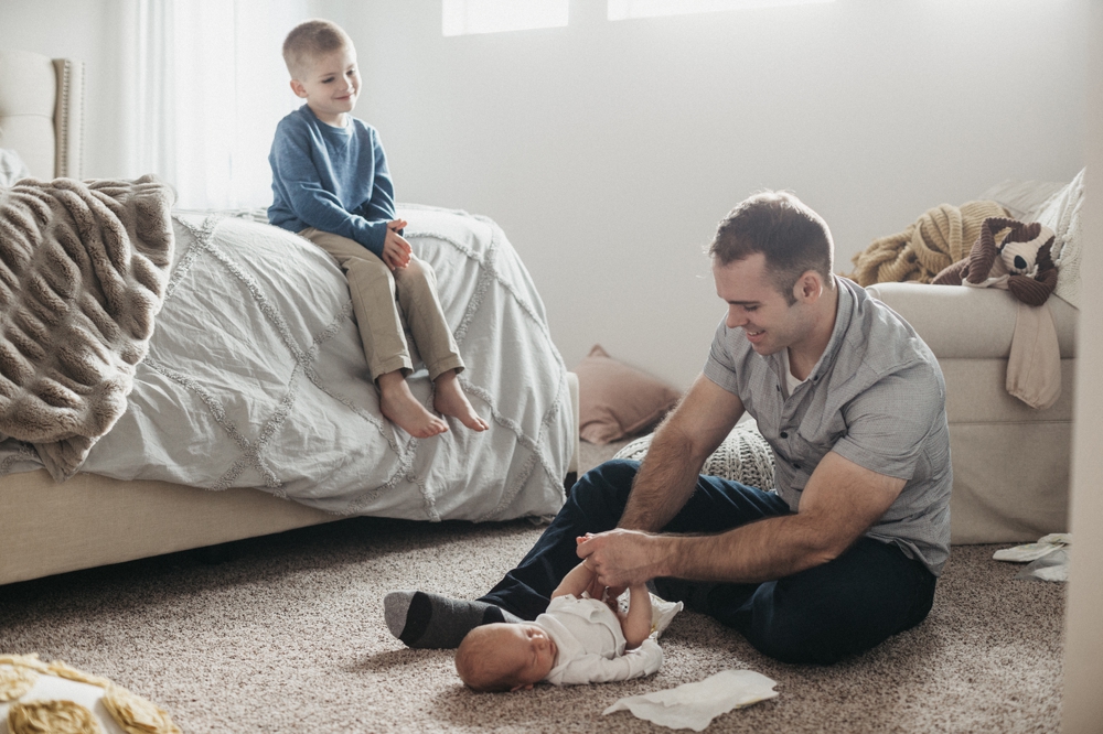 enumclaw_in_home_lifestyle_newborn_photographer 16.jpg