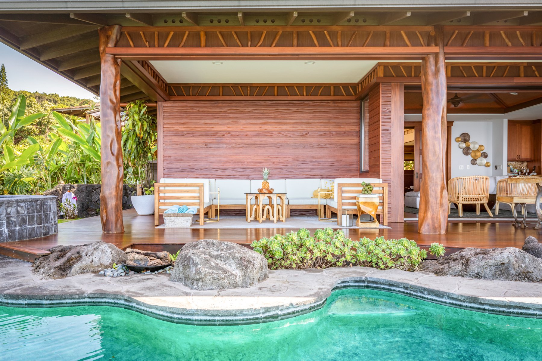 Image showcasing Luxury home for rent in Kona, Hawaii. — Aolani House