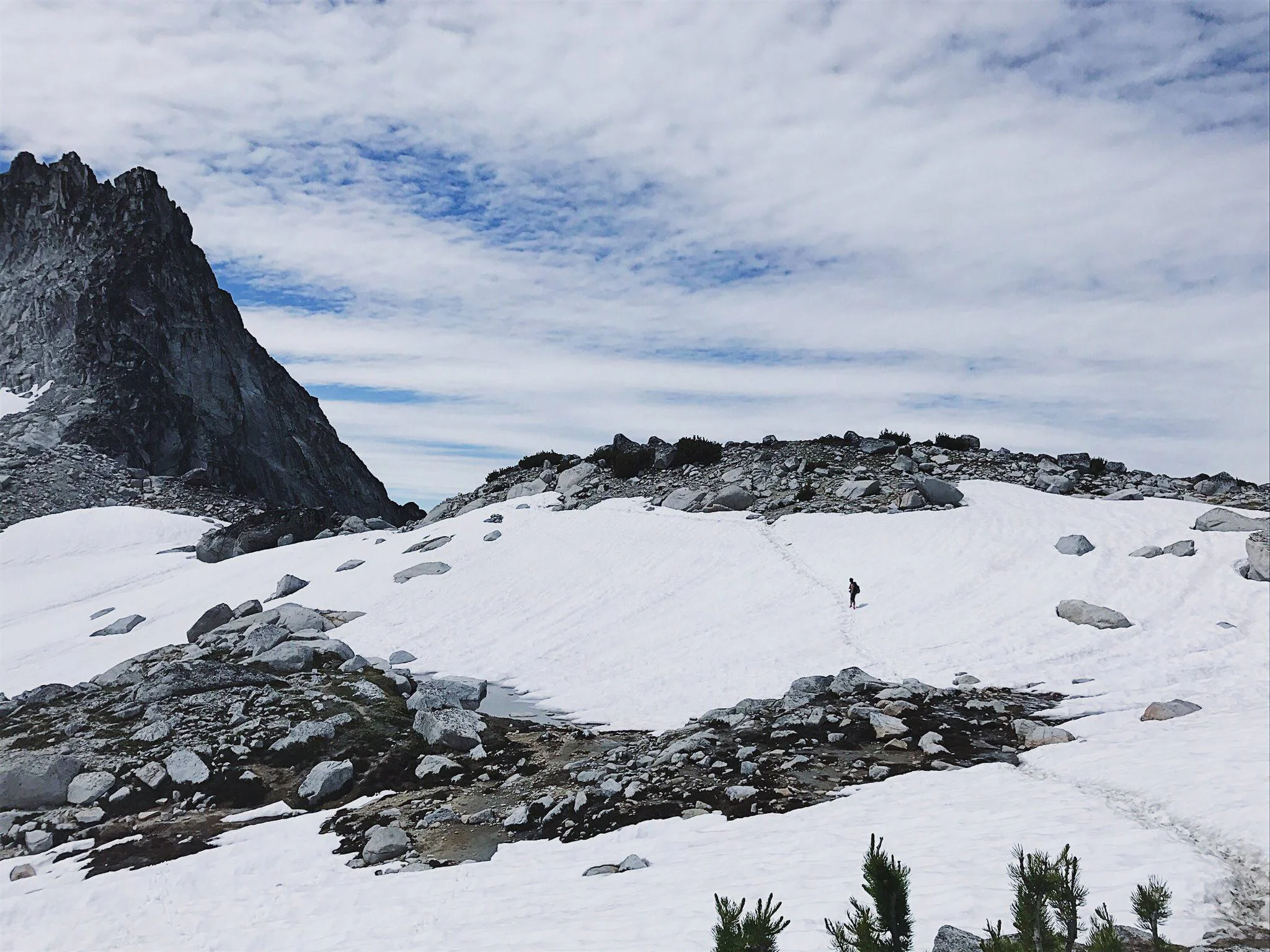 Hiking The Enchantments in one day and somehow not dying