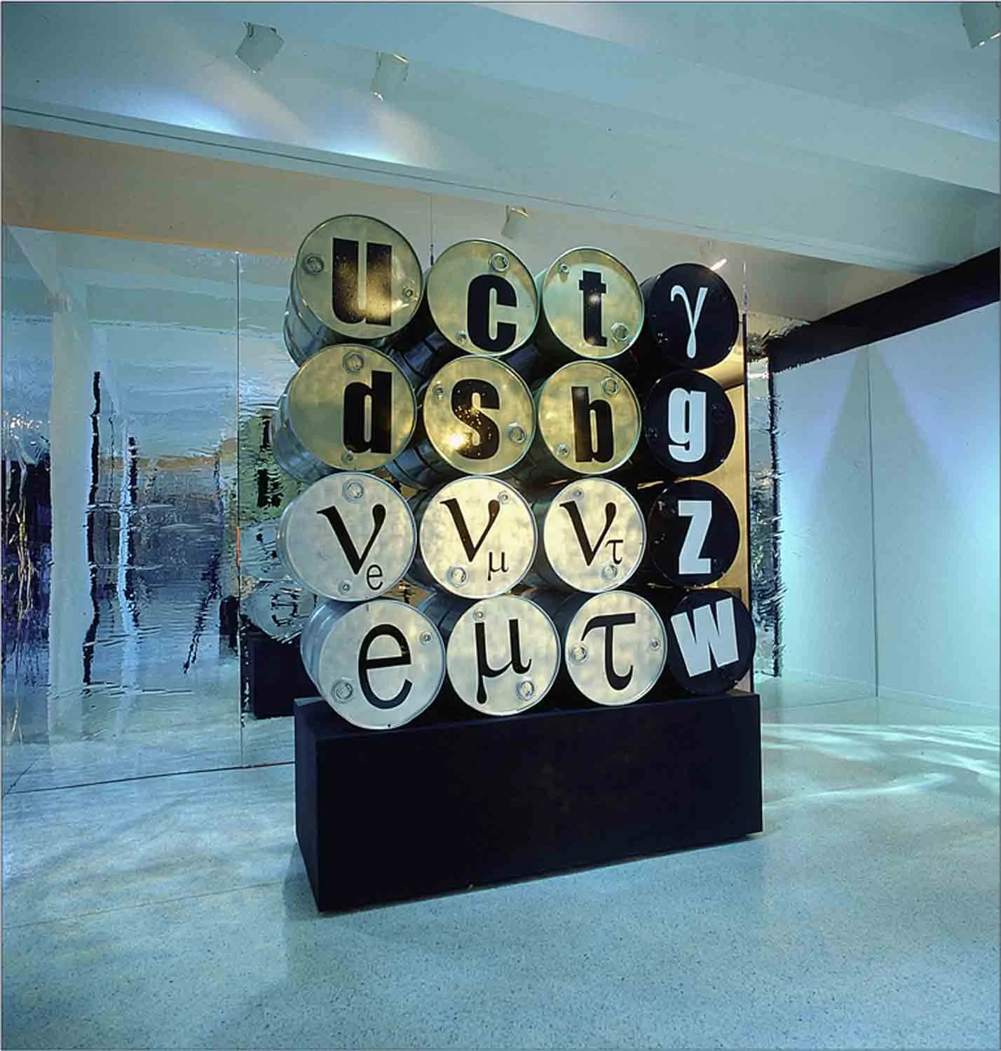 05_Public-Spaces_The-Standard-Model-of-Matter_1999.jpg