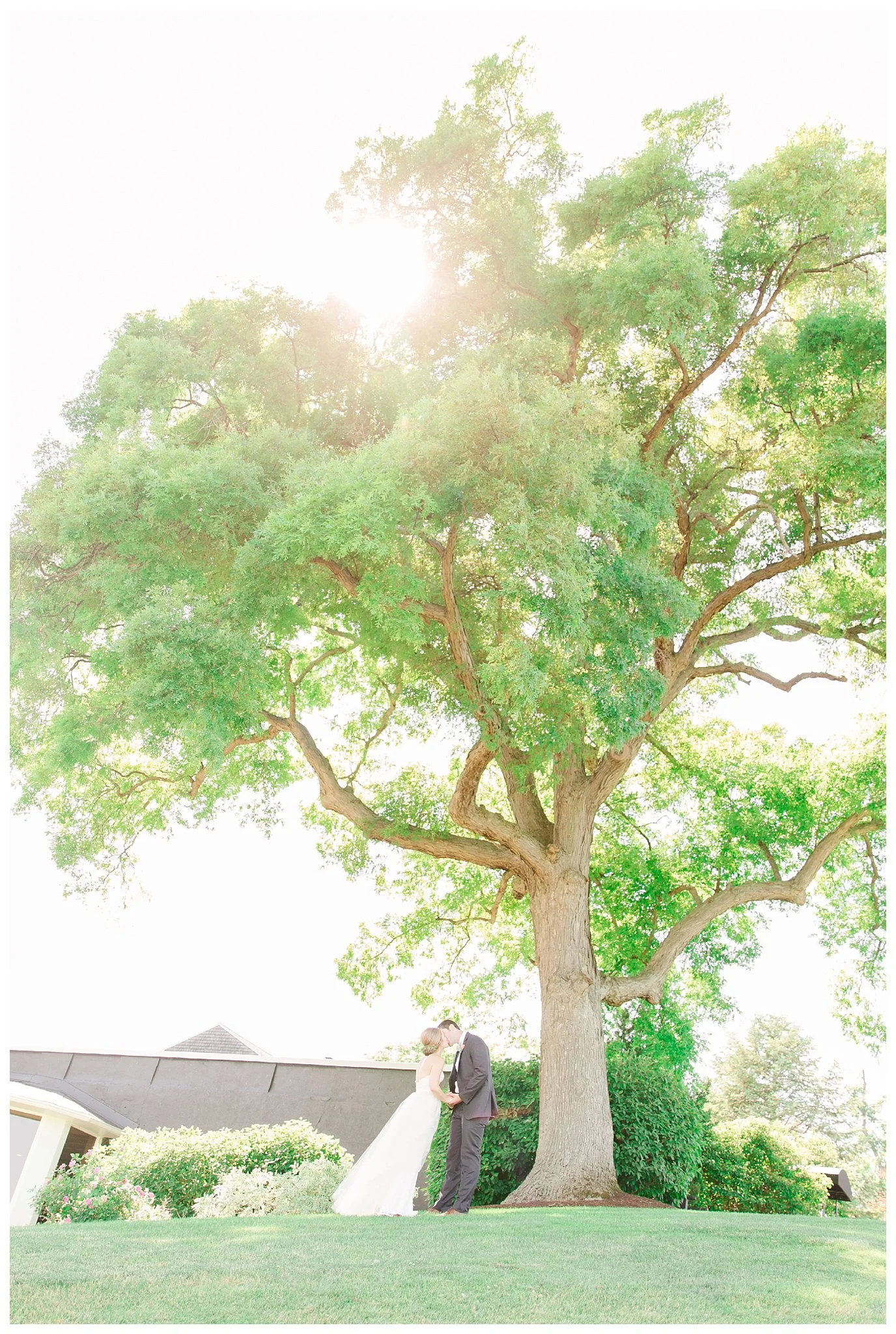 how-to-chose-your-wedding-photographer_0009.jpg