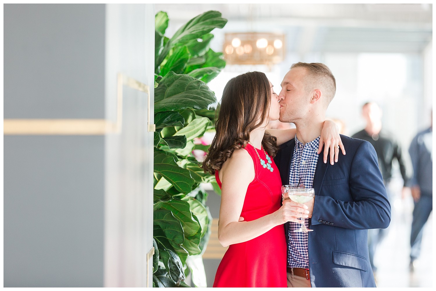 juniper-rooftop-columbus-engagement-photos_0006.jpg