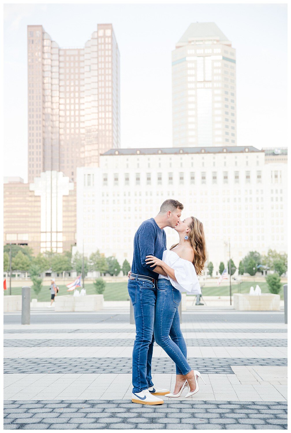 family-session-photos-downtown-columbus_0002.jpg