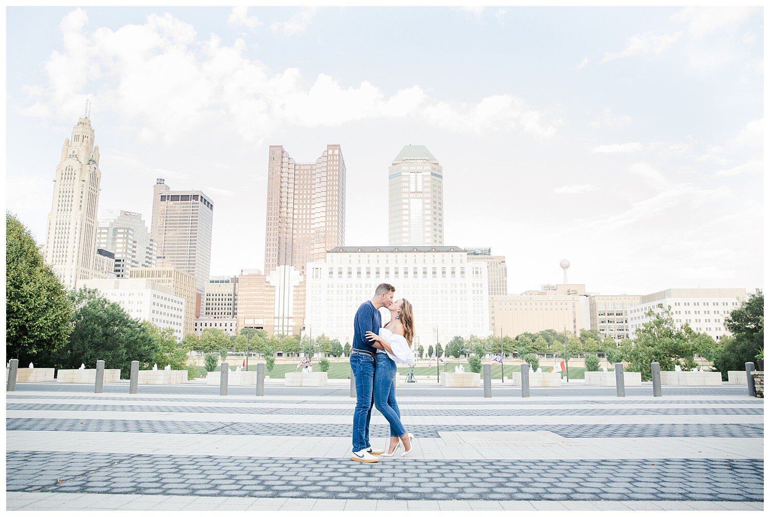 family-session-photos-downtown-columbus_0001.jpg