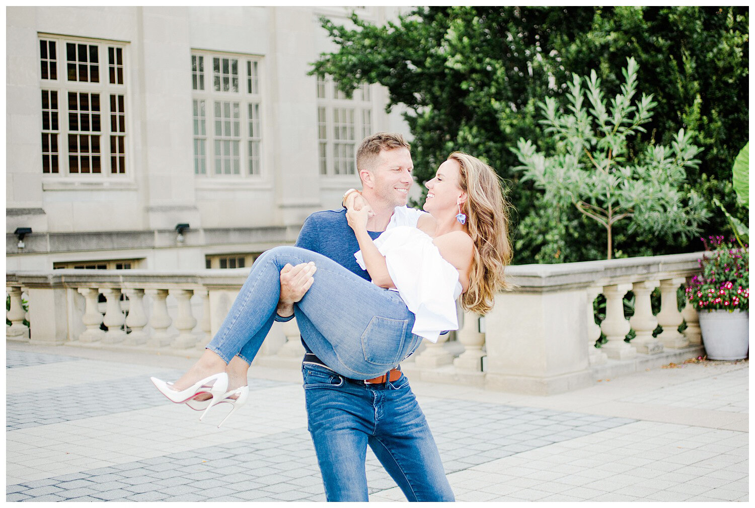 family-session-photos-downtown-columbus_0016.jpg