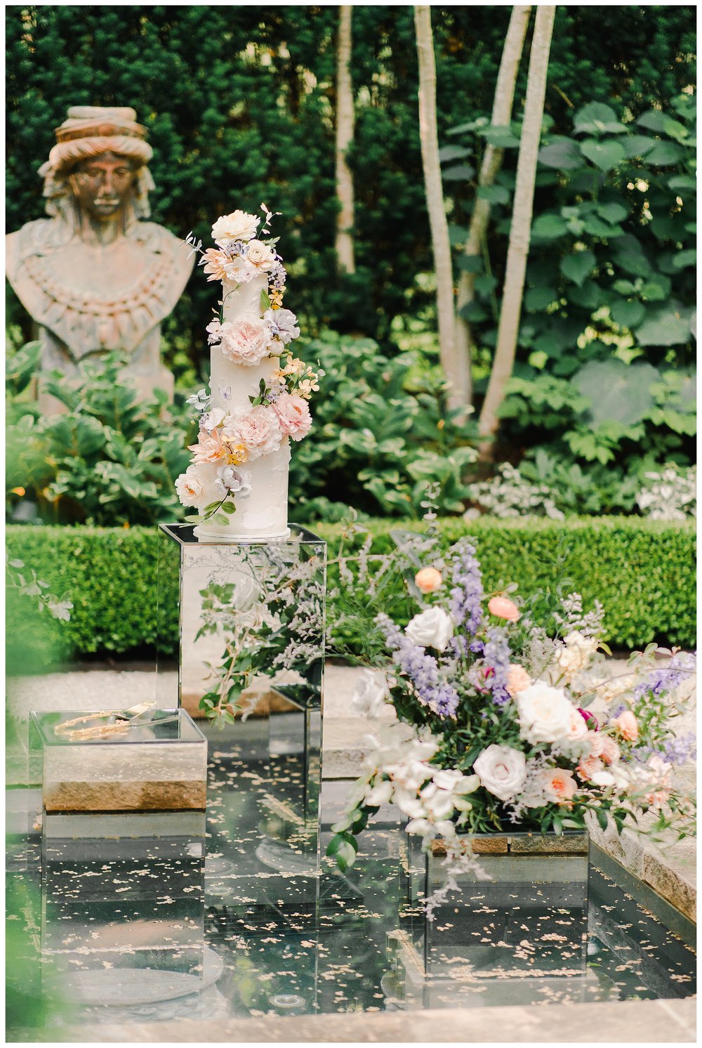 summer-wedding-inspiration-ohio-estate_0029.jpg