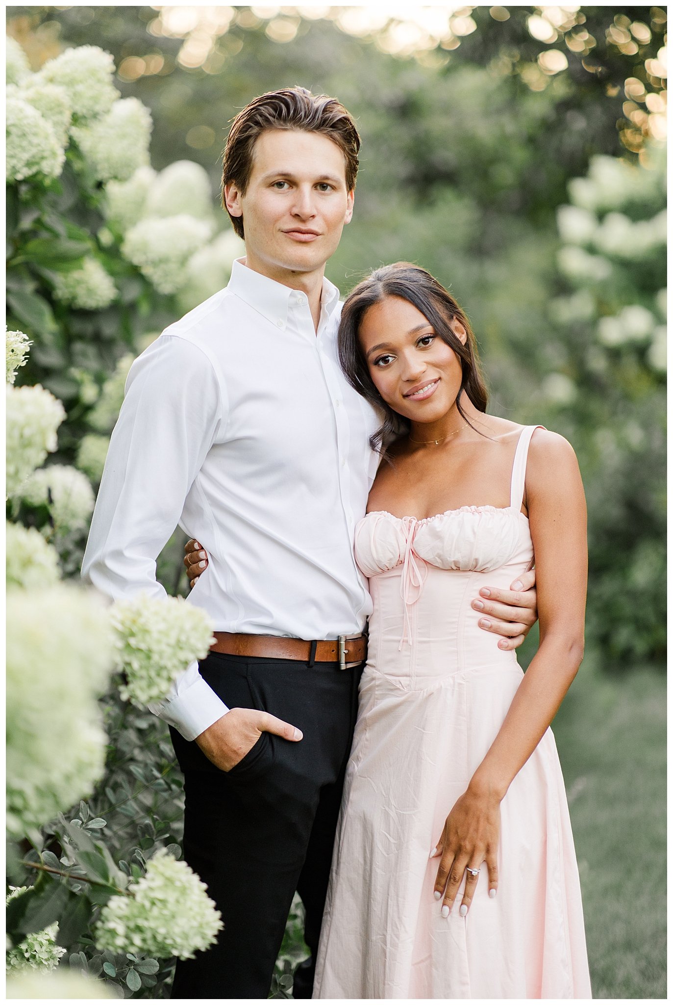 Columbus-summer-engagement-photos-franklinpark_0008.jpg