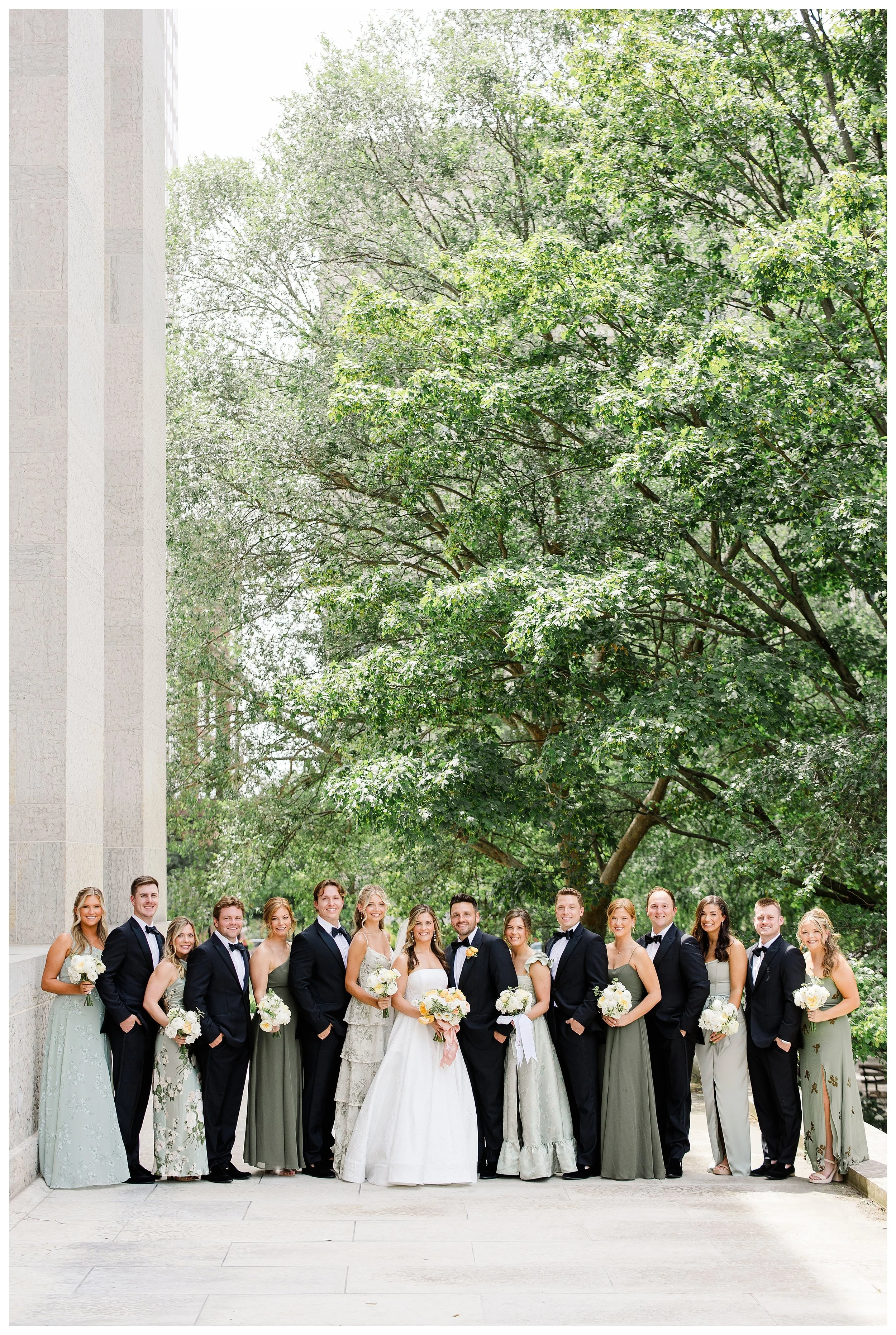 starling studio june Ohio Statehouse wedding_0025.jpg