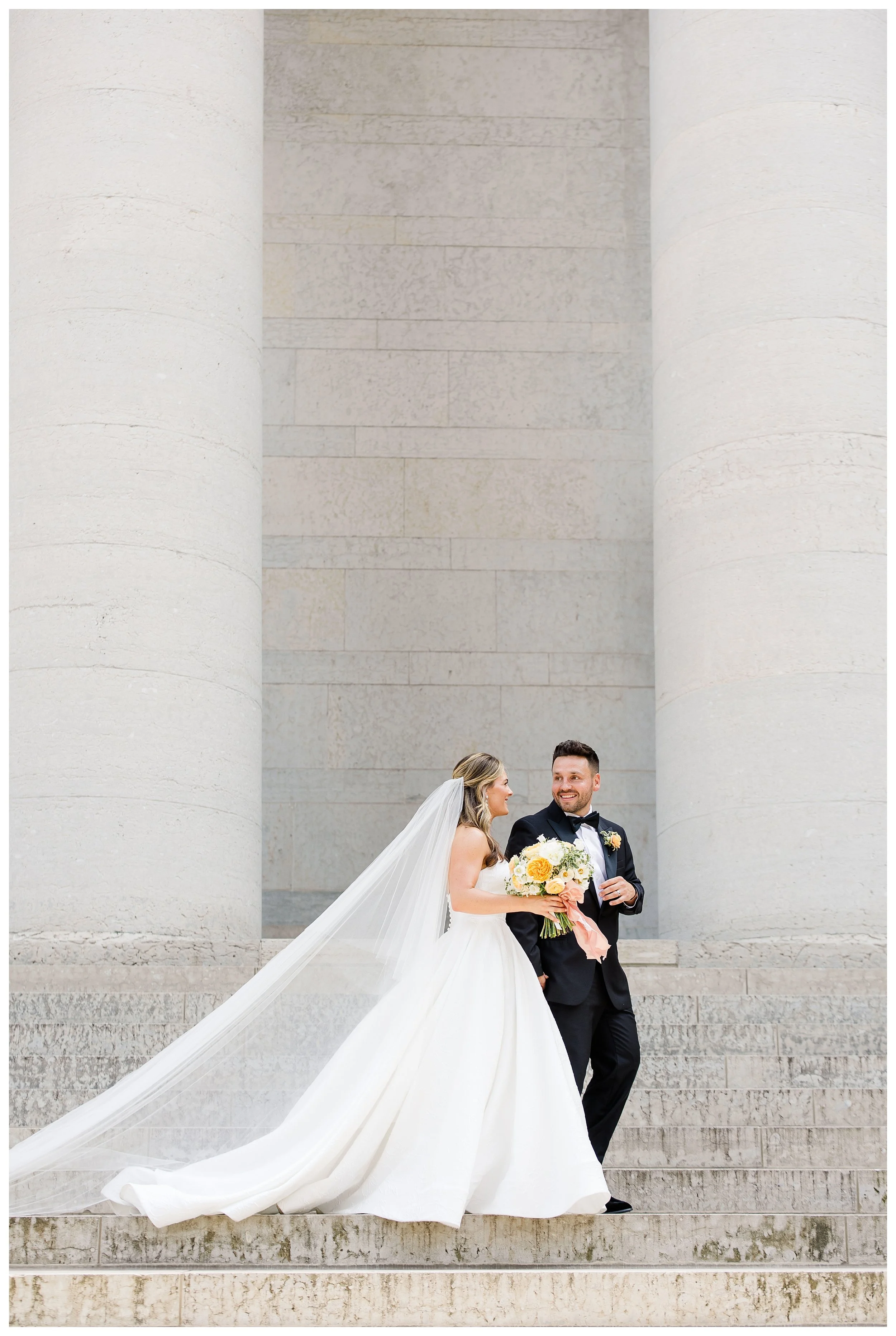 starling studio june Ohio Statehouse wedding_0035.jpg