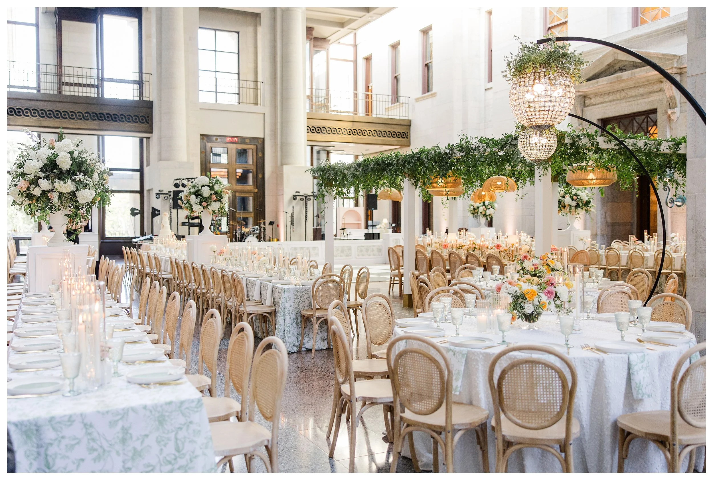 starling studio june Ohio Statehouse wedding_0048.jpg