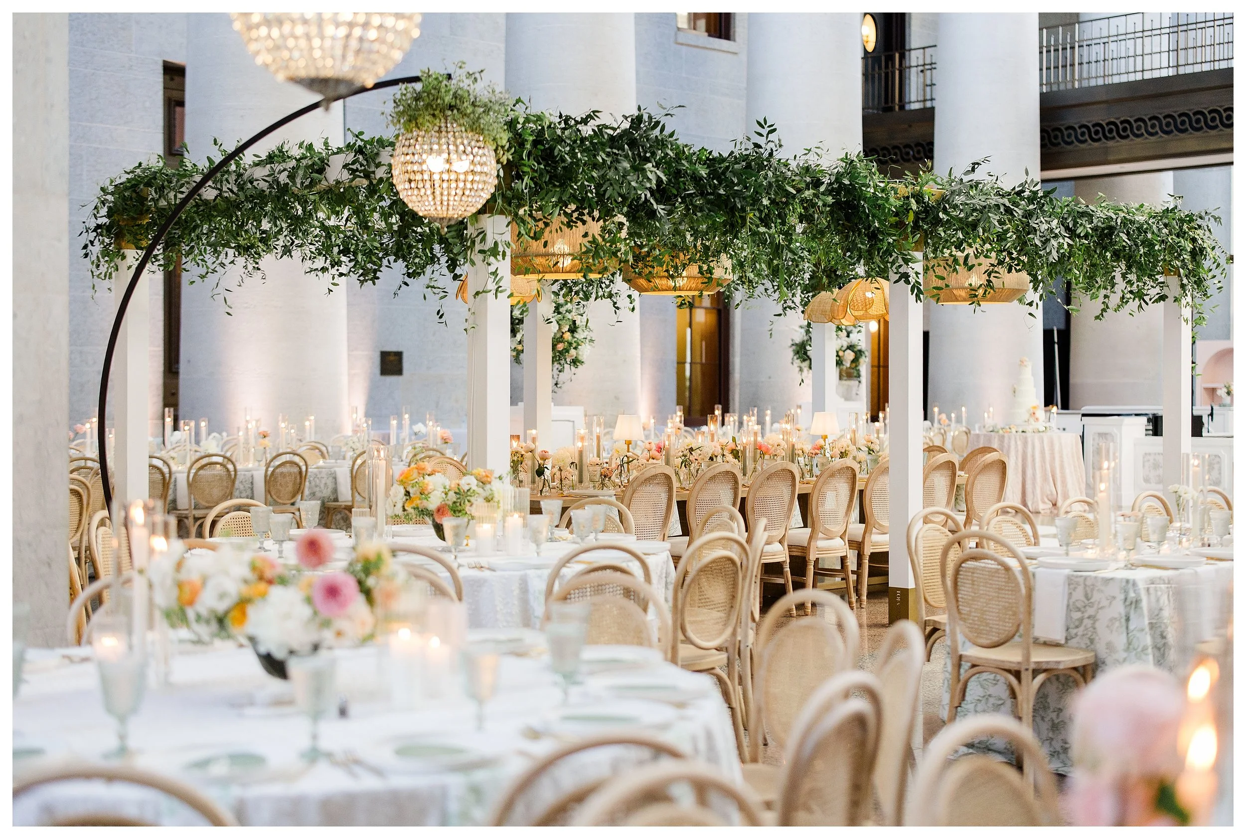 starling studio june Ohio Statehouse wedding_0050.jpg